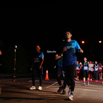 Runner Photo 4982945