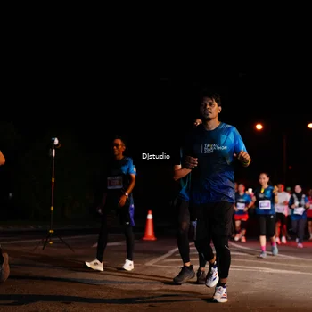 Runner Photo 4982948