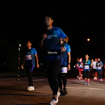 Runner Photo 4982955