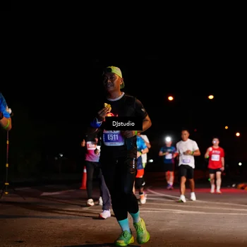 Runner Photo 4982973