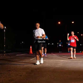Runner Photo 4982999