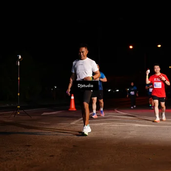 Runner Photo 4983005