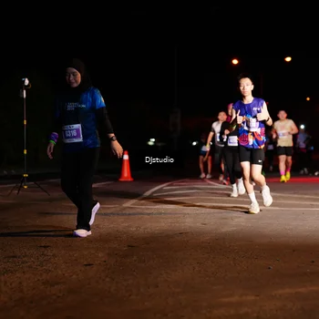 Runner Photo 4983070