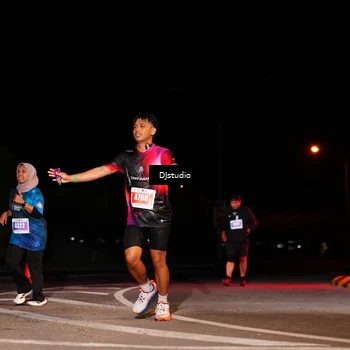 Runner Photo 4983076