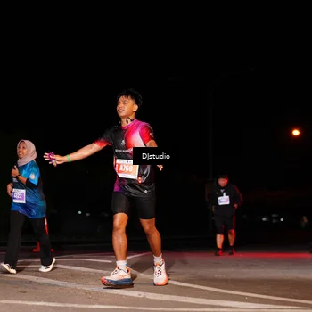 Runner Photo 4983087