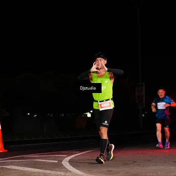 Runner Photo 4983515