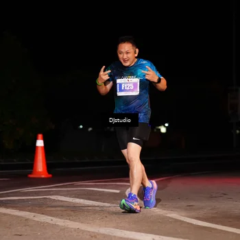 Runner Photo 4983546