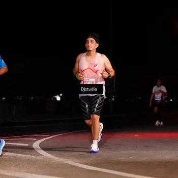 Runner Photo 4983573