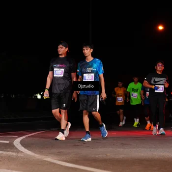 Runner Photo 4983648