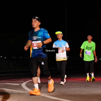 Runner Photo 4983692