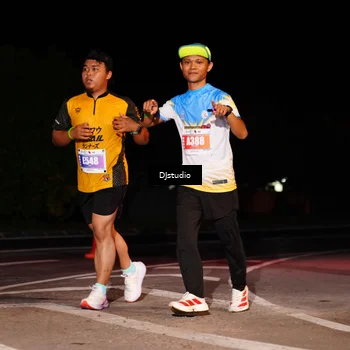 Runner Photo 4983717