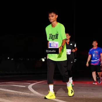Runner Photo 4983746