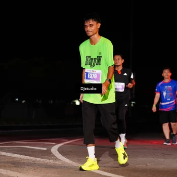 Runner Photo 4983750