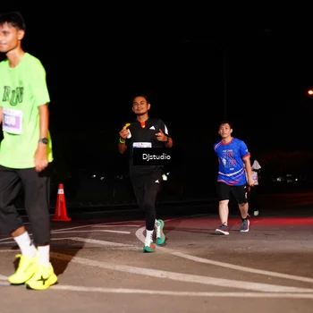 Runner Photo 4983757