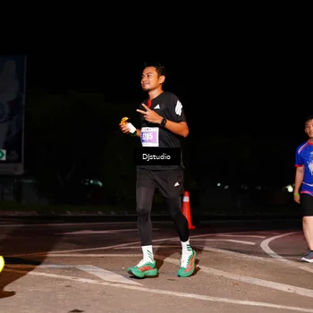 Runner Photo 4983768