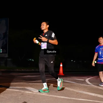Runner Photo 4983771
