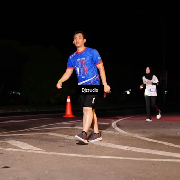 Runner Photo 4983773