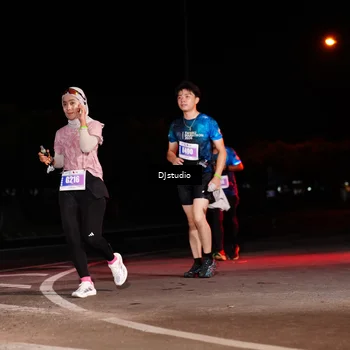 Runner Photo 4983897
