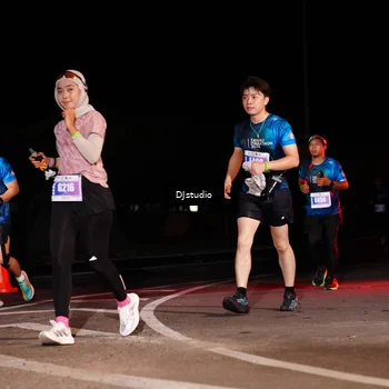 Runner Photo 4983905