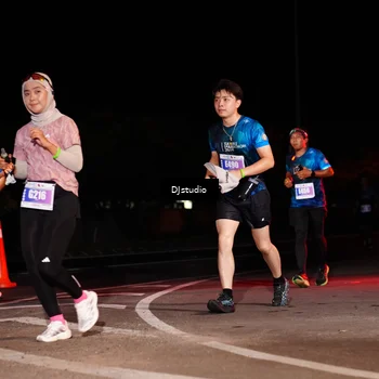Runner Photo 4983906