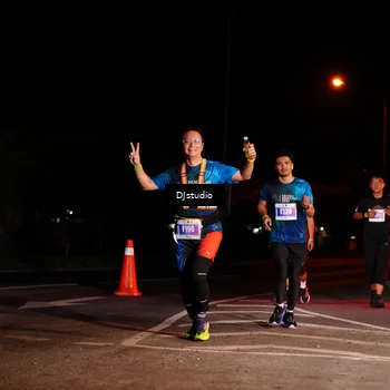 Runner Photo 4984001