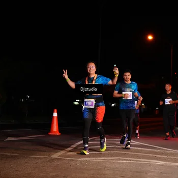 Runner Photo 4984003