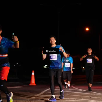 Runner Photo 4984005