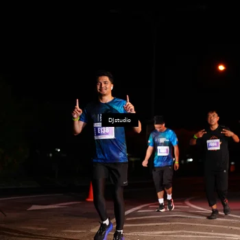 Runner Photo 4984017