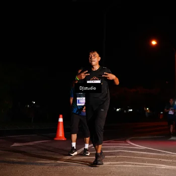 Runner Photo 4984027