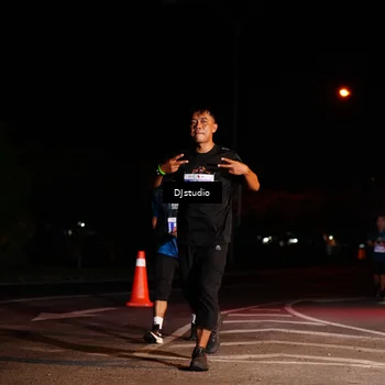 Runner Photo 4984030