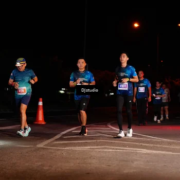 Runner Photo 4984043