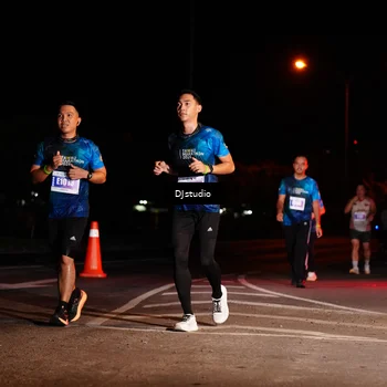 Runner Photo 4984056