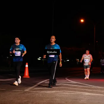 Runner Photo 4984063