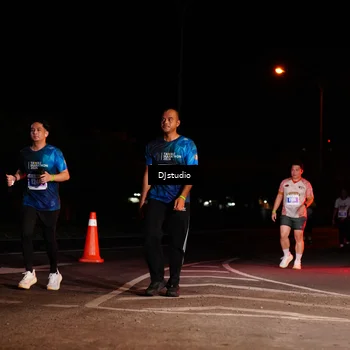 Runner Photo 4984069