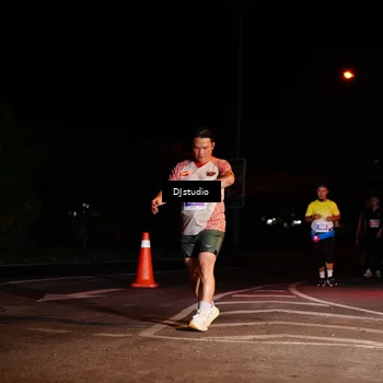 Runner Photo 4984086
