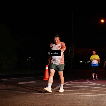 Runner Photo 4984092