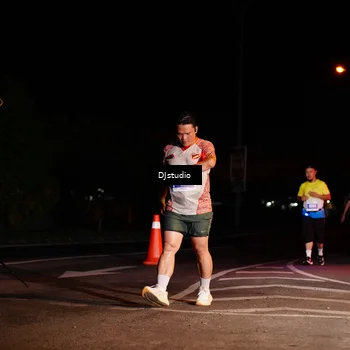 Runner Photo 4984093