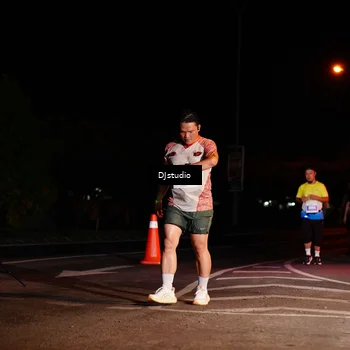 Runner Photo 4984094