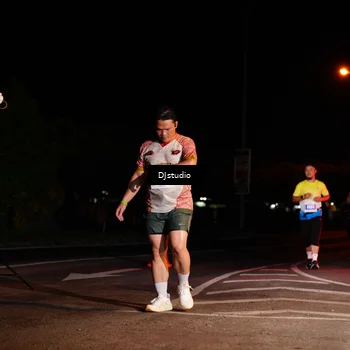 Runner Photo 4984103