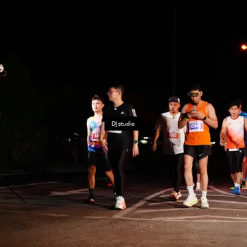 Runner Photo 4984159