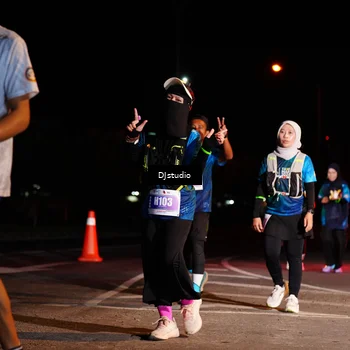 Runner Photo 4984247