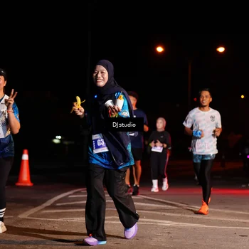 Runner Photo 4984312