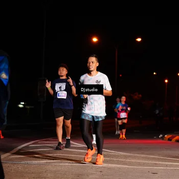 Runner Photo 4984320