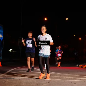 Runner Photo 4984321