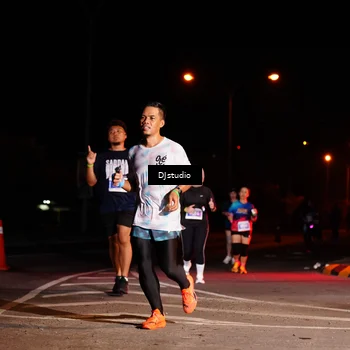 Runner Photo 4984327