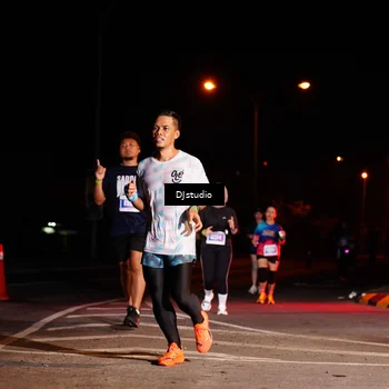 Runner Photo 4984329
