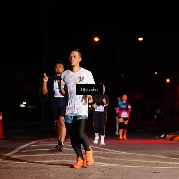 Runner Photo 4984330