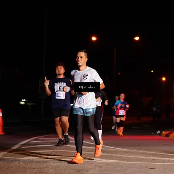 Runner Photo 4984331
