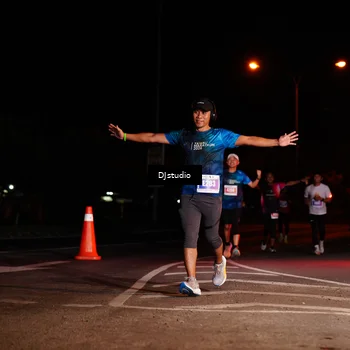 Runner Photo 4984516