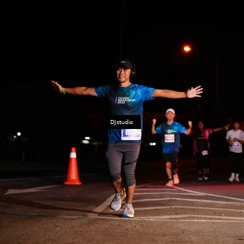 Runner Photo 4984550